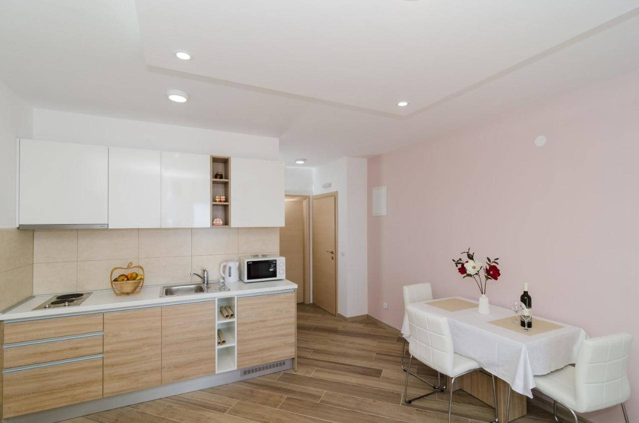 מליני Apartments Marmo מראה חיצוני תמונה